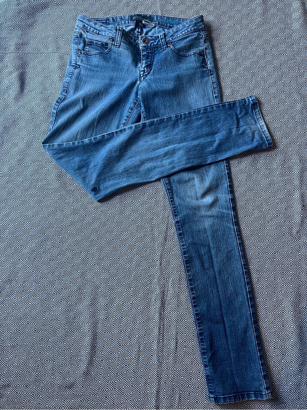 Volcom Women's Skinny Jeans in Medium Blue Wash